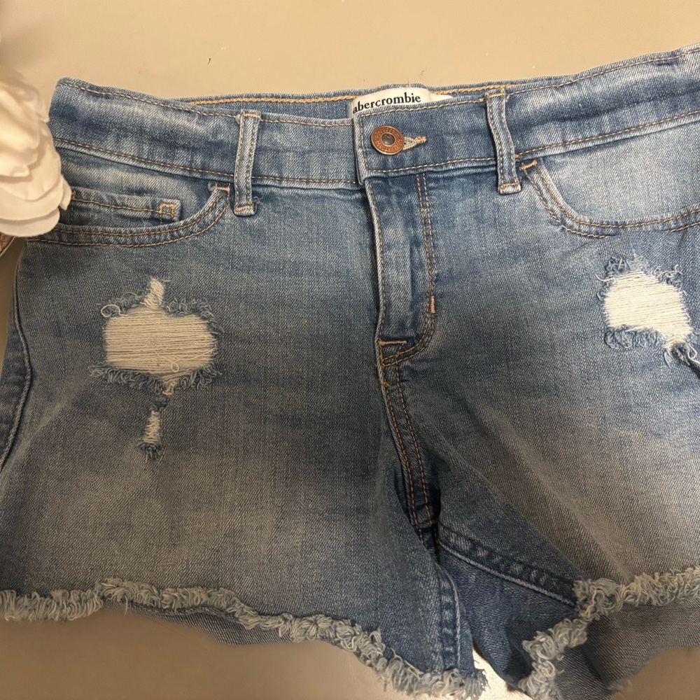 Abercrombie & Fitch kids midi Blue Denim Shorts size 13/14